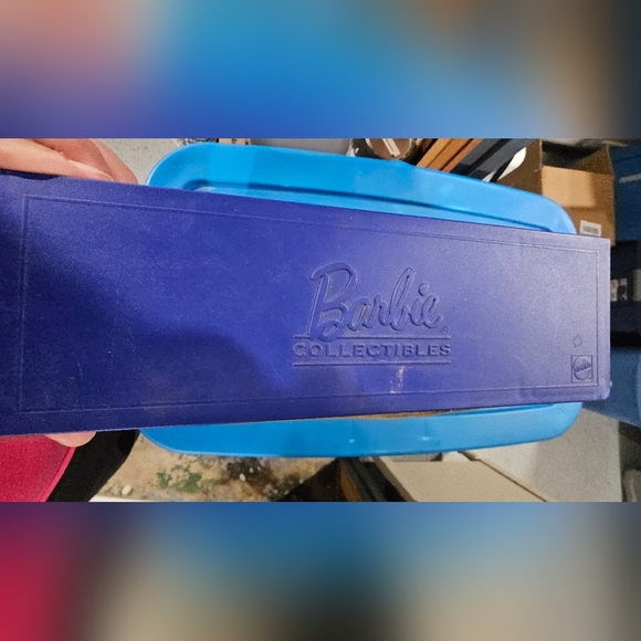 Barbie Collector Edition Holiday Angel Doll - Picture 10 of 10